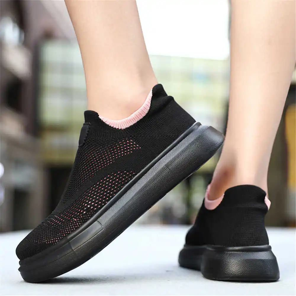 Travel Accessories For Young Women - Plattform Strümpfe braune Schuhe für Frau