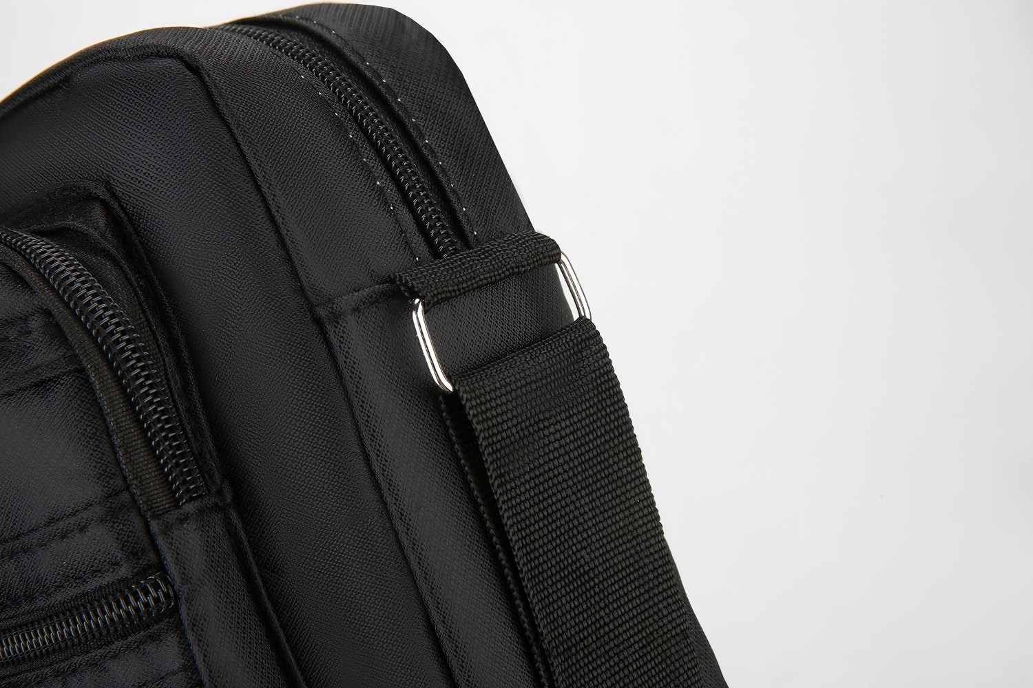 Wasserdichte Herren-Umhängetas – Travel Accessories Tech Bewertung und Preis