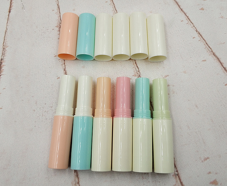 20 Stück 3,5g Lippenstift-Tube – Travel Accessories Wholesale Bewertung und Preis